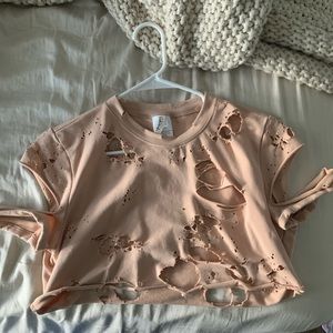 Distressed crop tee L